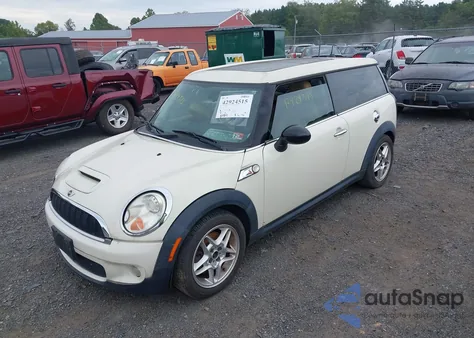 2010 Mini Cooper S Clubman from USA, damaged, VIN WMWMM3C5XATP75868